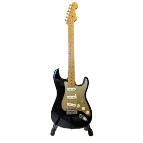 (BRUGT) Fender Standard MIM Stratocaster Black 2001